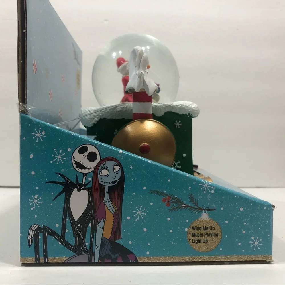 Jack/Zero Water Globe